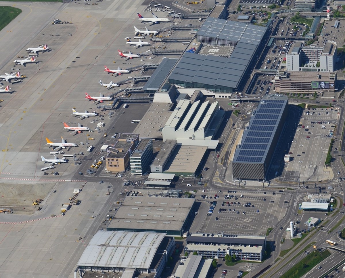 Luftbild von Gebäuden des Stuttgarter AirportCity